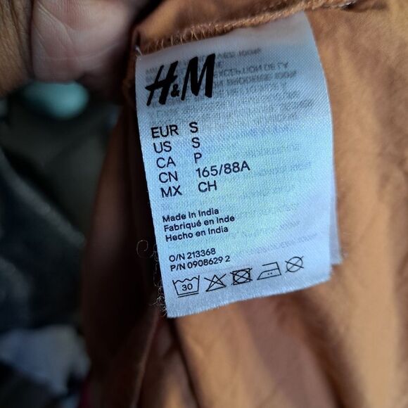 H&M   - Picture 4 of 11